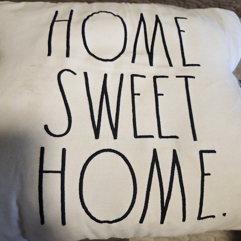 Rae Dunn 'Home Sweet Home' Pillow - Black and Cream